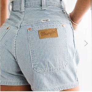 NWT Wrangler Carpenter Striped High Rise Shorts